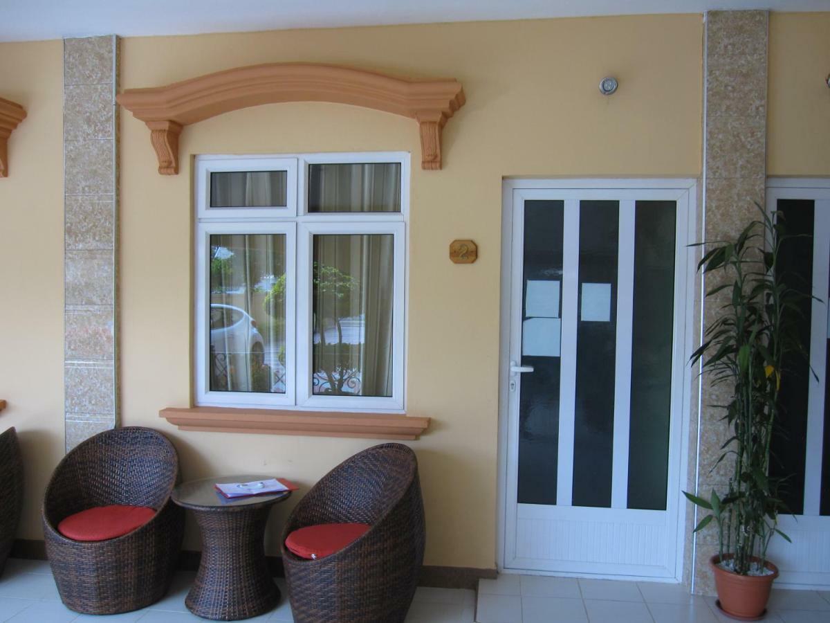 Niv Villa Flic en Flac Ngoại thất bức ảnh