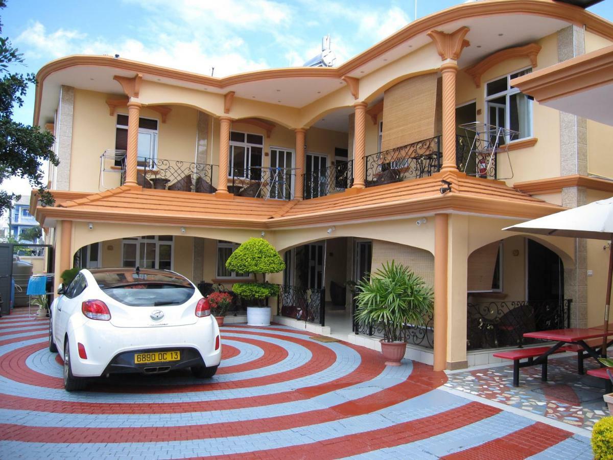 Niv Villa Flic en Flac Ngoại thất bức ảnh